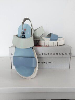 The Art Co. Madiera Leather Platform Sandals Made In Spain - Size 38 (US 7.5/8)